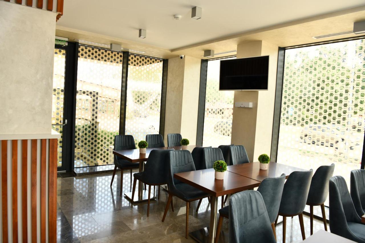 Quartz Boutique Hotel มามายา ภายนอก รูปภาพ