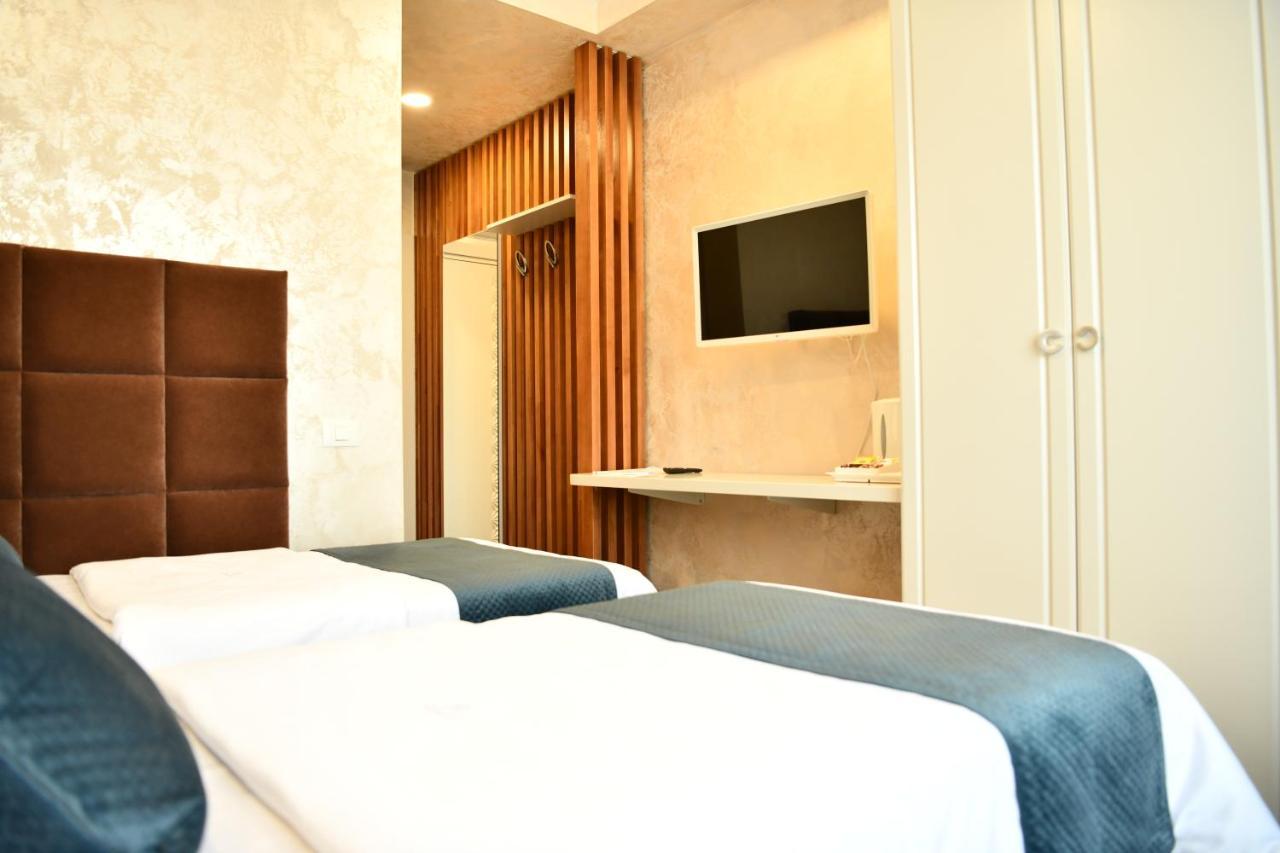 Quartz Boutique Hotel มามายา ภายนอก รูปภาพ