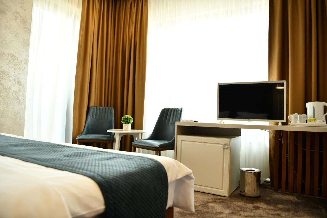 Quartz Boutique Hotel มามายา ภายนอก รูปภาพ