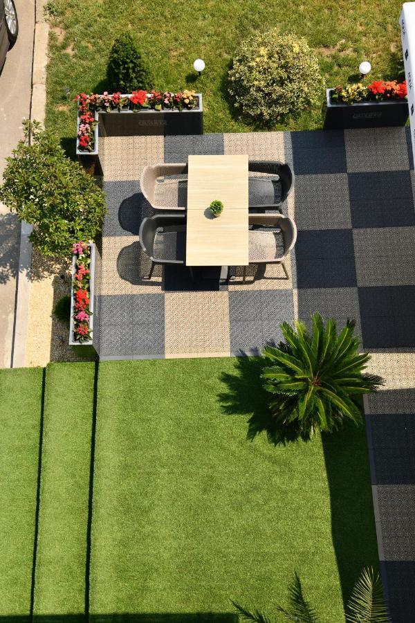Quartz Boutique Hotel มามายา ภายนอก รูปภาพ