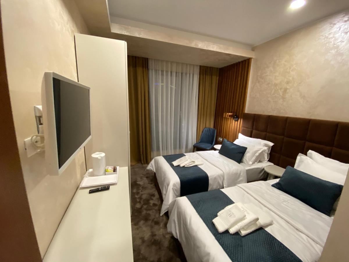 Quartz Boutique Hotel มามายา ภายนอก รูปภาพ